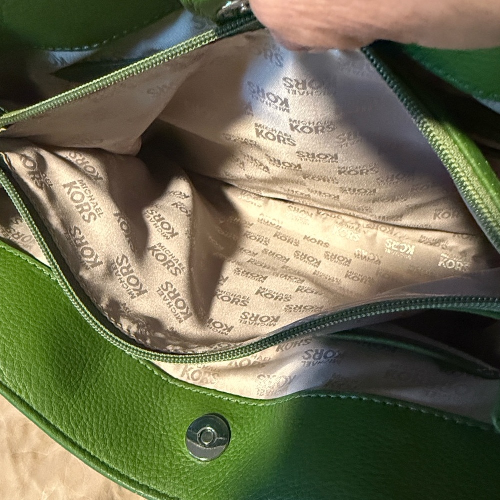 Michael Kors Vibrant Green Satchel - Picture 13 of 16